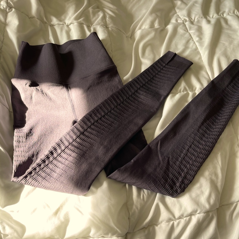 Fabletics Light purple compression leggings